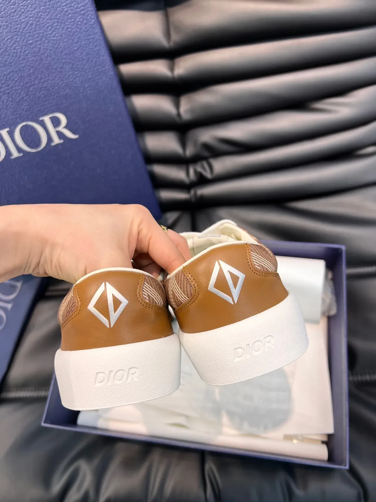 Dior Chaussures Lifestyle en Daim et Textile Imprimé Marron Beige Basse 6