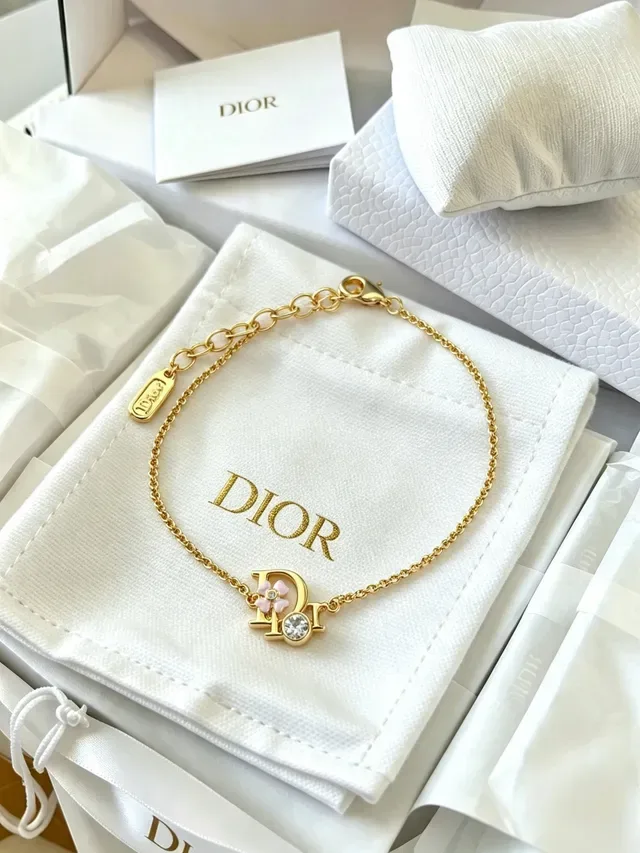 Dior Dioriviera Bracelet Chaîne dorée rose forme D charm 4