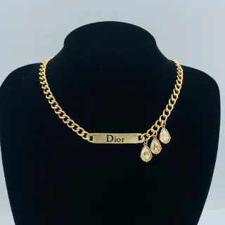 Dior Collier Chaîne Curb Dorée Transparente Barre Gravée de Marque