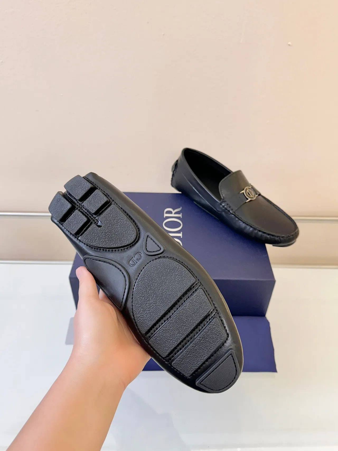 Dior Horsebit Loafer جلود أسود slip-on لوافر 5