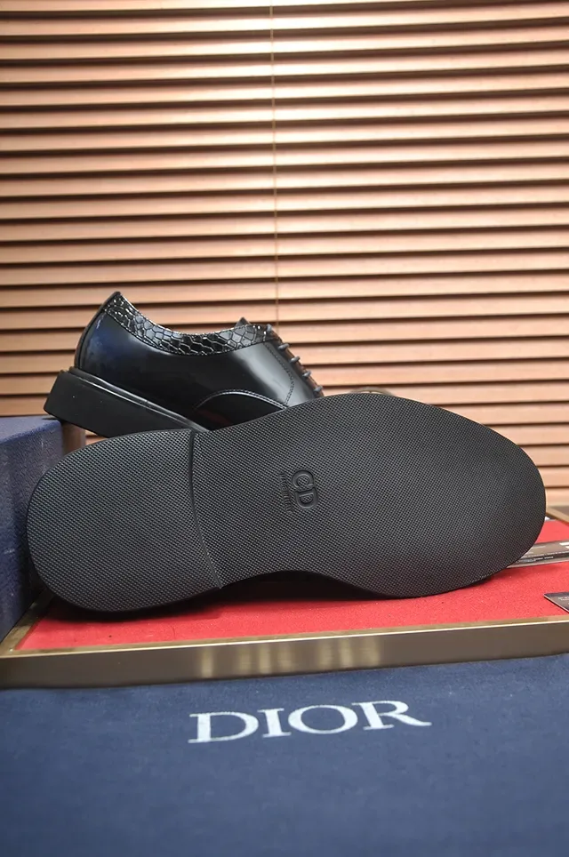 Dior Chaussures Oxford Noir Marine Cuir Patenté Brillant Bout Cap 3