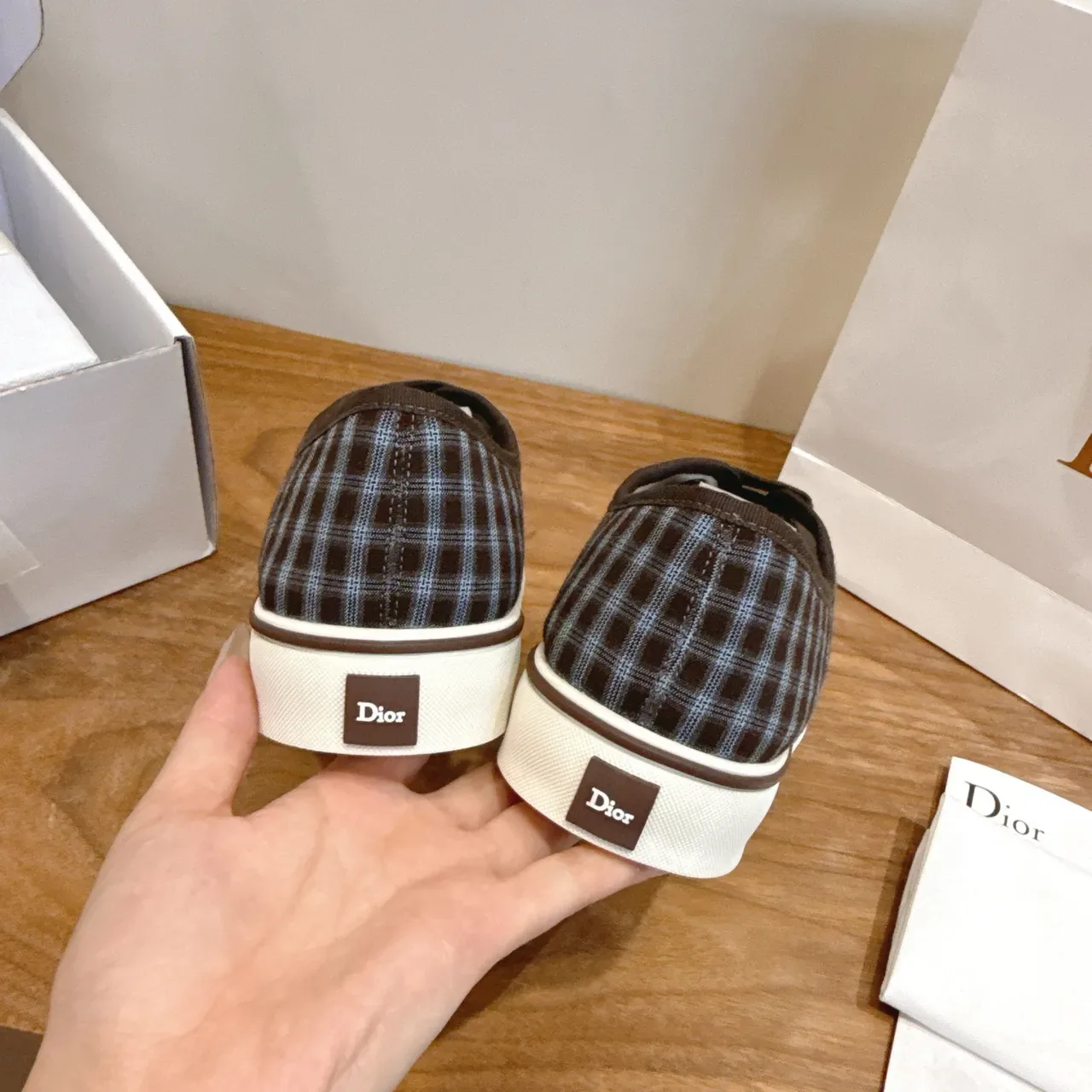 Dior Tênis Lifestyle de Lona Plaid de Topo Baixo 3