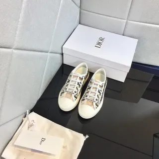 Dior White Multicolor Low-Top Lace-Up Lifestyle Sneakers