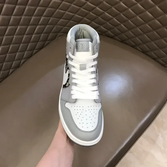 Dior x Air Jordan 1 High Cinza Monograma Oblíquo Tênis Lifestyle 4