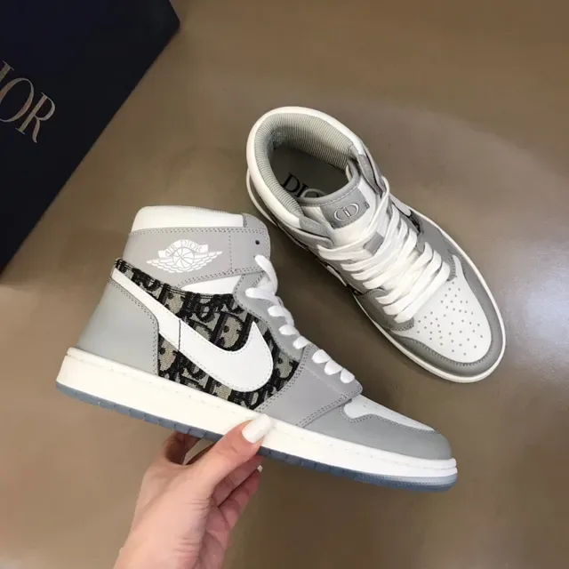 Dior x Air Jordan 1 High Cinza Monograma Oblíquo Tênis Lifestyle 7