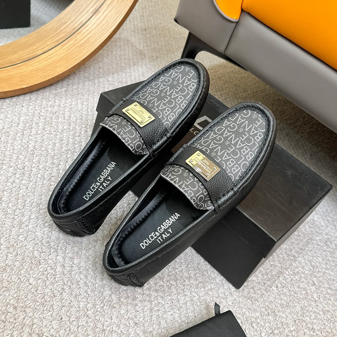Dolce & Gabbana Portofino Monogram Mocassin en Cuir 8