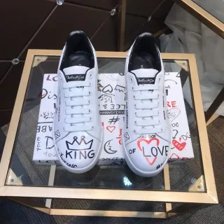 Dolce & Gabbana White Black Hand-Drawn Graffiti Graphics Leather Upper Lifestyle Sneakers