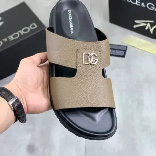 Dolce & Gabbana Beige Black Sandales à deux brides glissantes cuir texturé supérieur casual