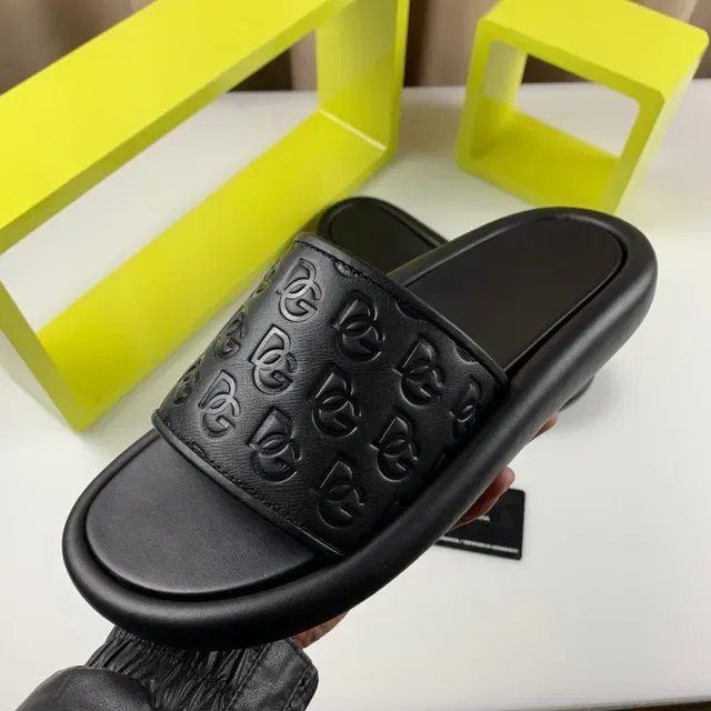 Dolce & Gabbana Monogrammed Slide Black Strap Molded Rubber Sole Slippers 6
