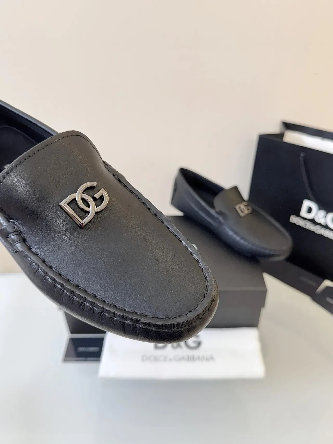 Mocassins Dolce & Gabbana Portofino Cuir Noir DG Logo 3