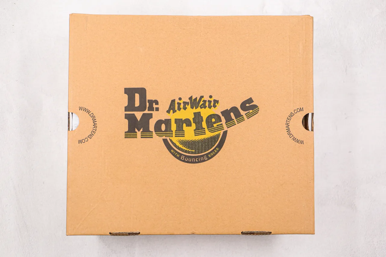 Dr. Martens 1460 Black Pebbled Leather 8-Eyelet Martin Boot 10