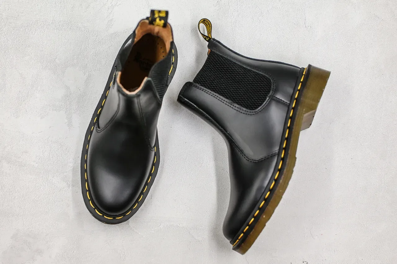 Dr. Martens Black Yellow Smooth Leather Elastic Side Gussets Chelsea Boots 4