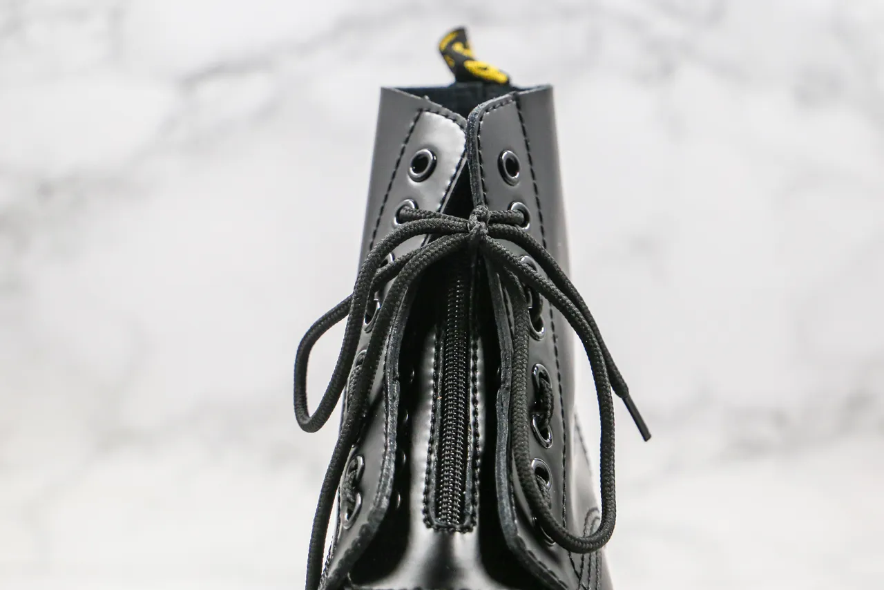 Dr. Martens Jadon Botas Martin Negro Amarillo Suela Plataforma Punta Cuadrada 10