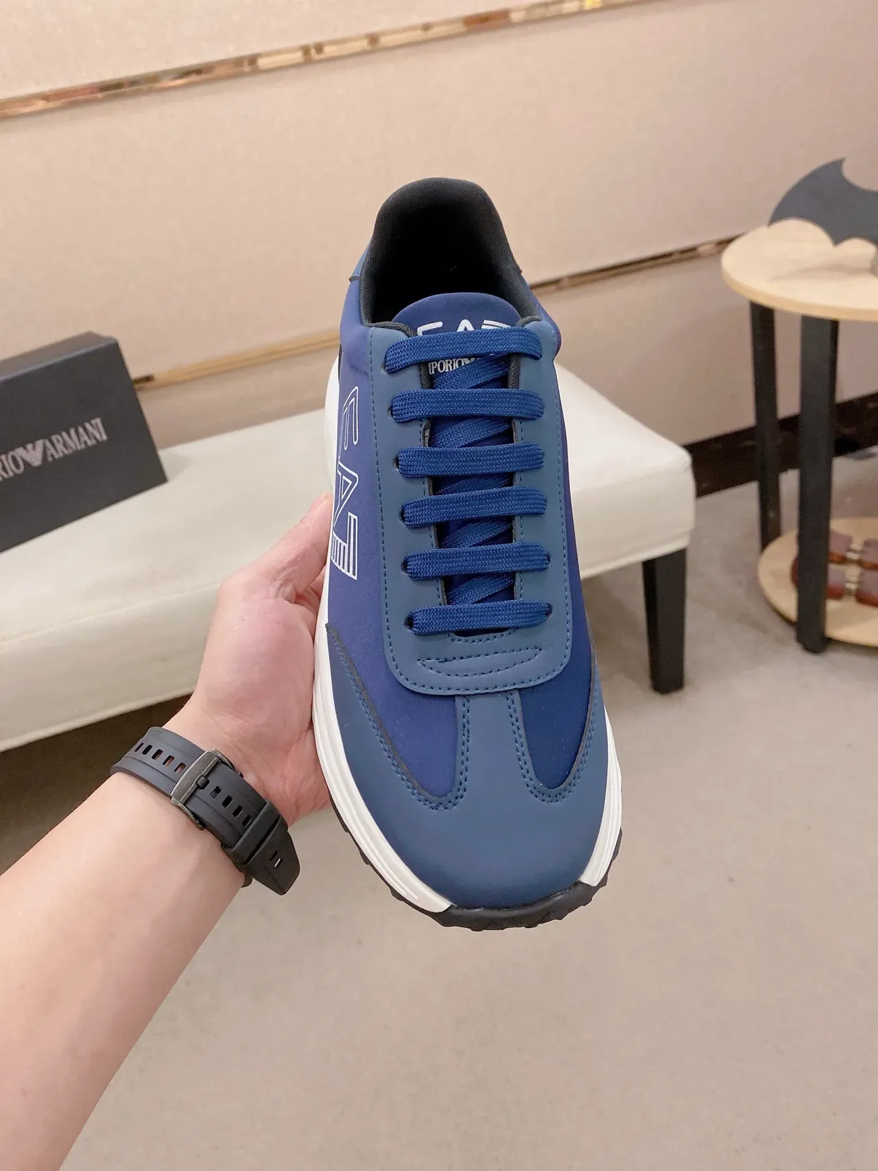 Emporio Armani Bleu Blanc EA7 Logo Marquage Deux Tons Supérieur Style de Vie Sneakers 2