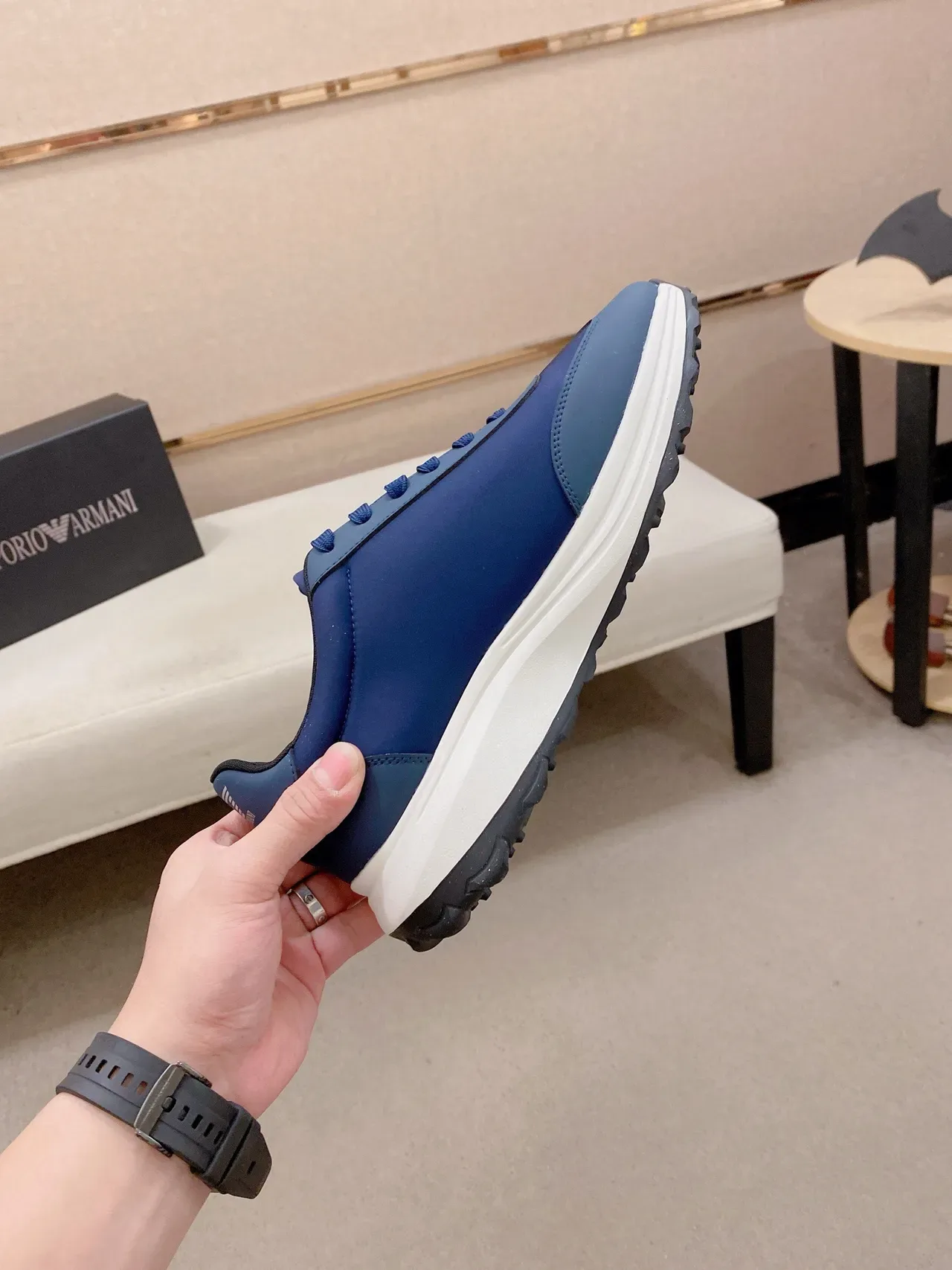 Emporio Armani Bleu Blanc EA7 Logo Marquage Deux Tons Supérieur Style de Vie Sneakers 5