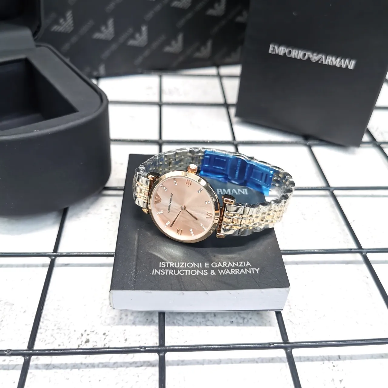 Emporio Armani Or Argent Boîtier Rond Cadran Sunburst Montre Quartz 3