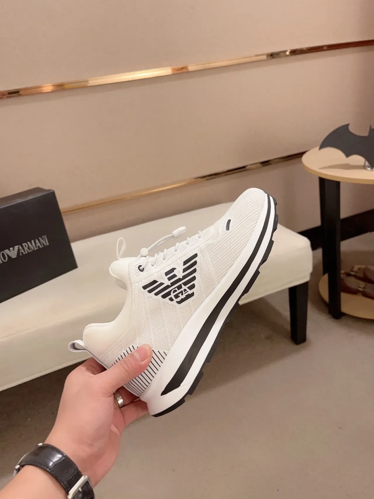 Emporio Armani Sneakers Lifestyle Blanc et Noir avec Logo de l'Aigle 6