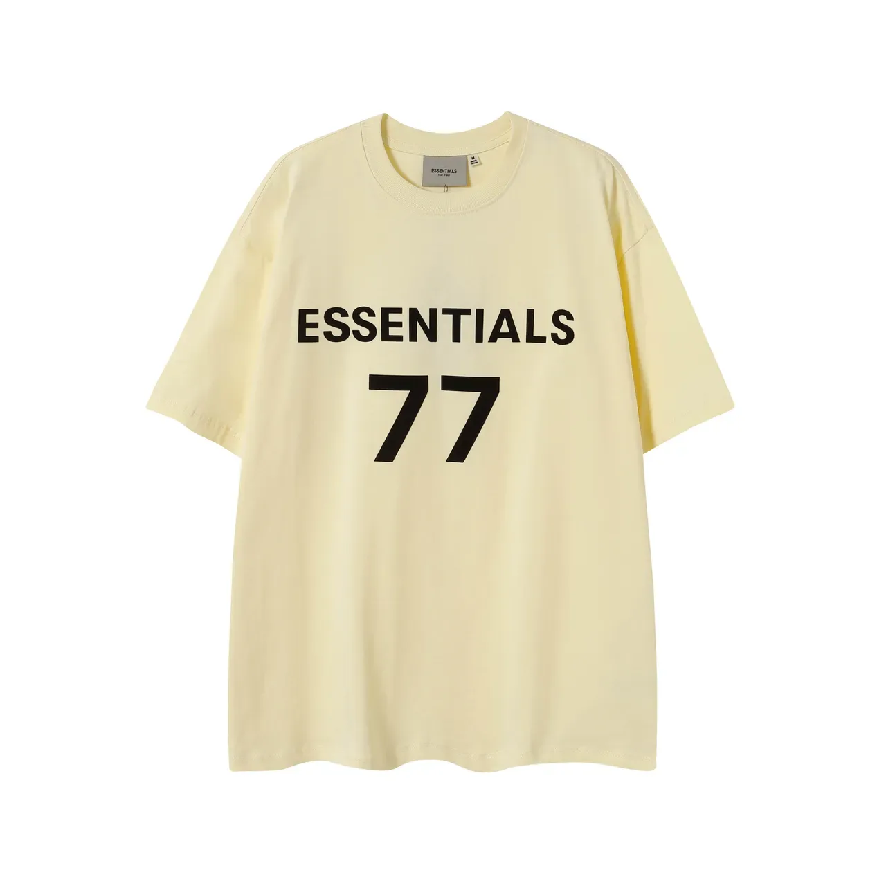 تيشيرت Fear of God Essentials بطباعة جرافيك 77 4