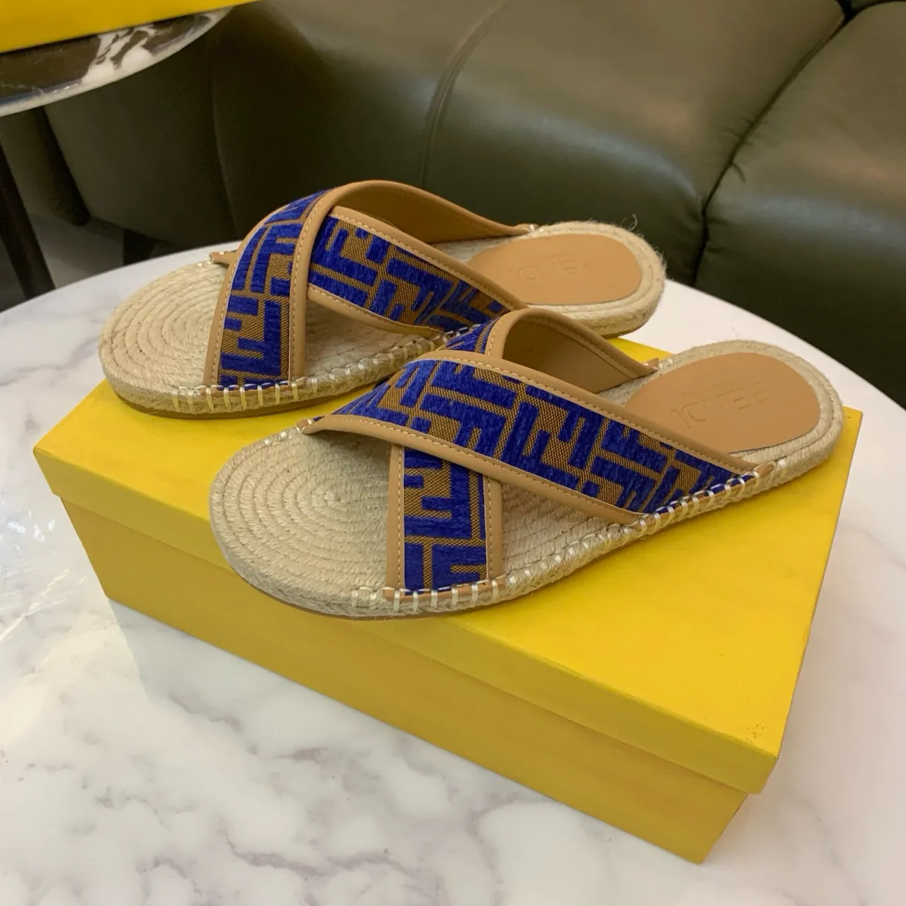 Fendi FF alpargatas de jacquard com tiras cruzadas 2