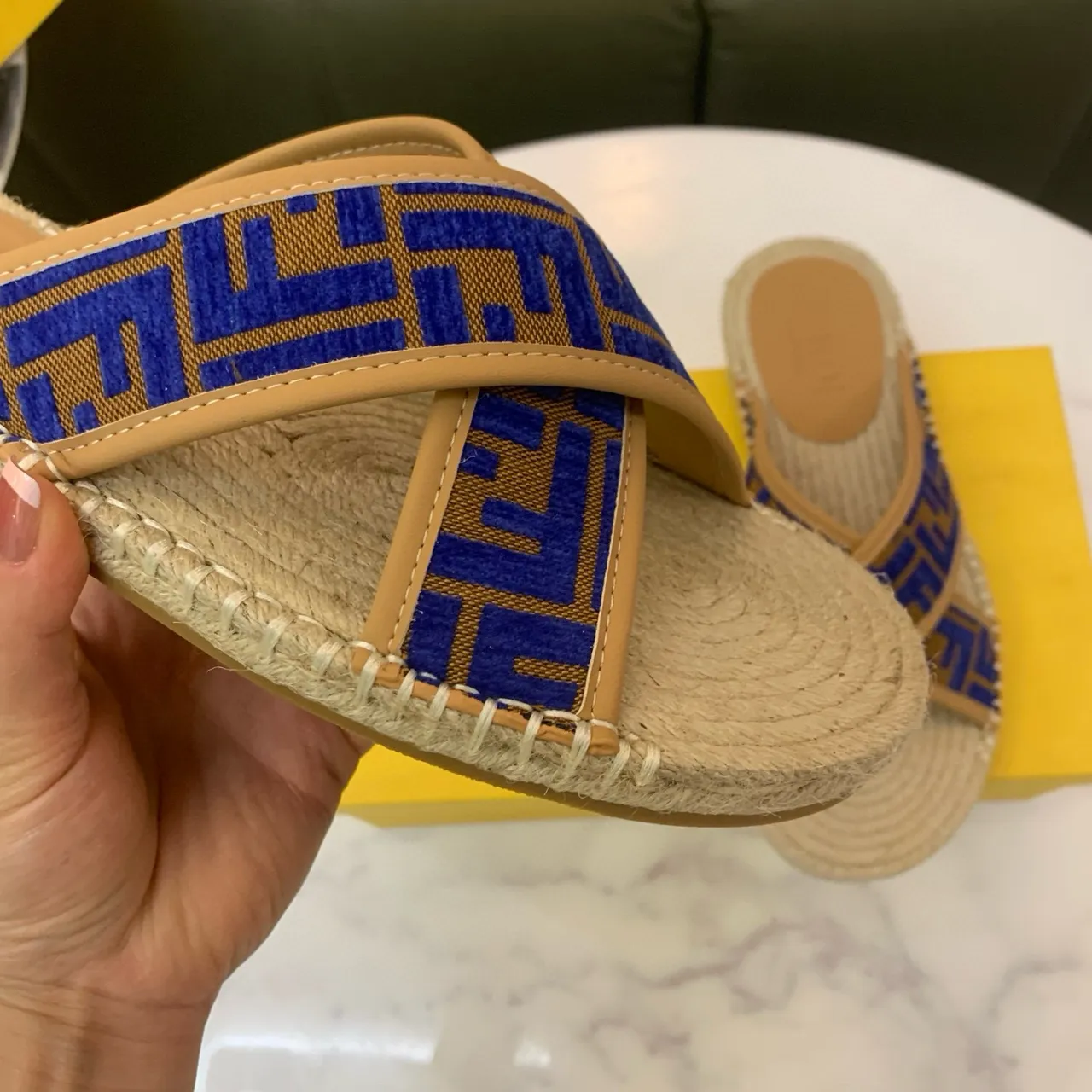 Fendi FF alpargatas de jacquard com tiras cruzadas 6