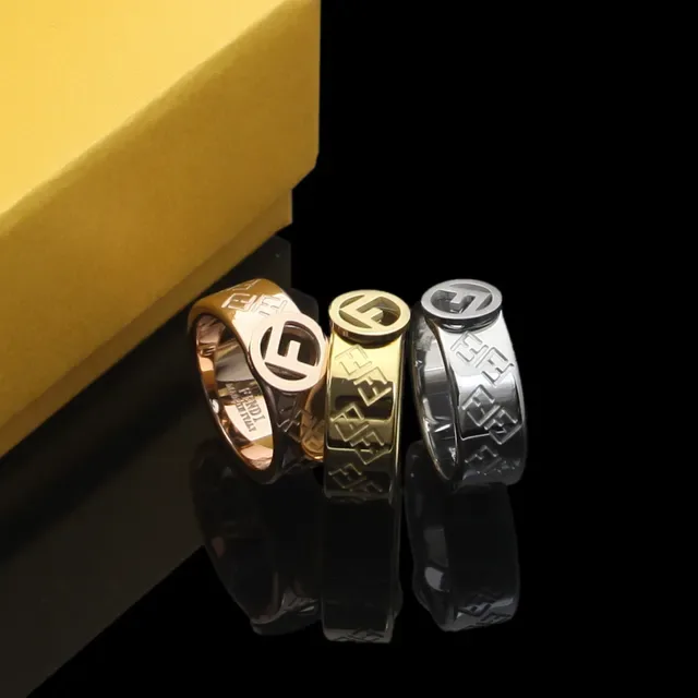 Bague Fendi FF Logo Bande Large Or Rose 7