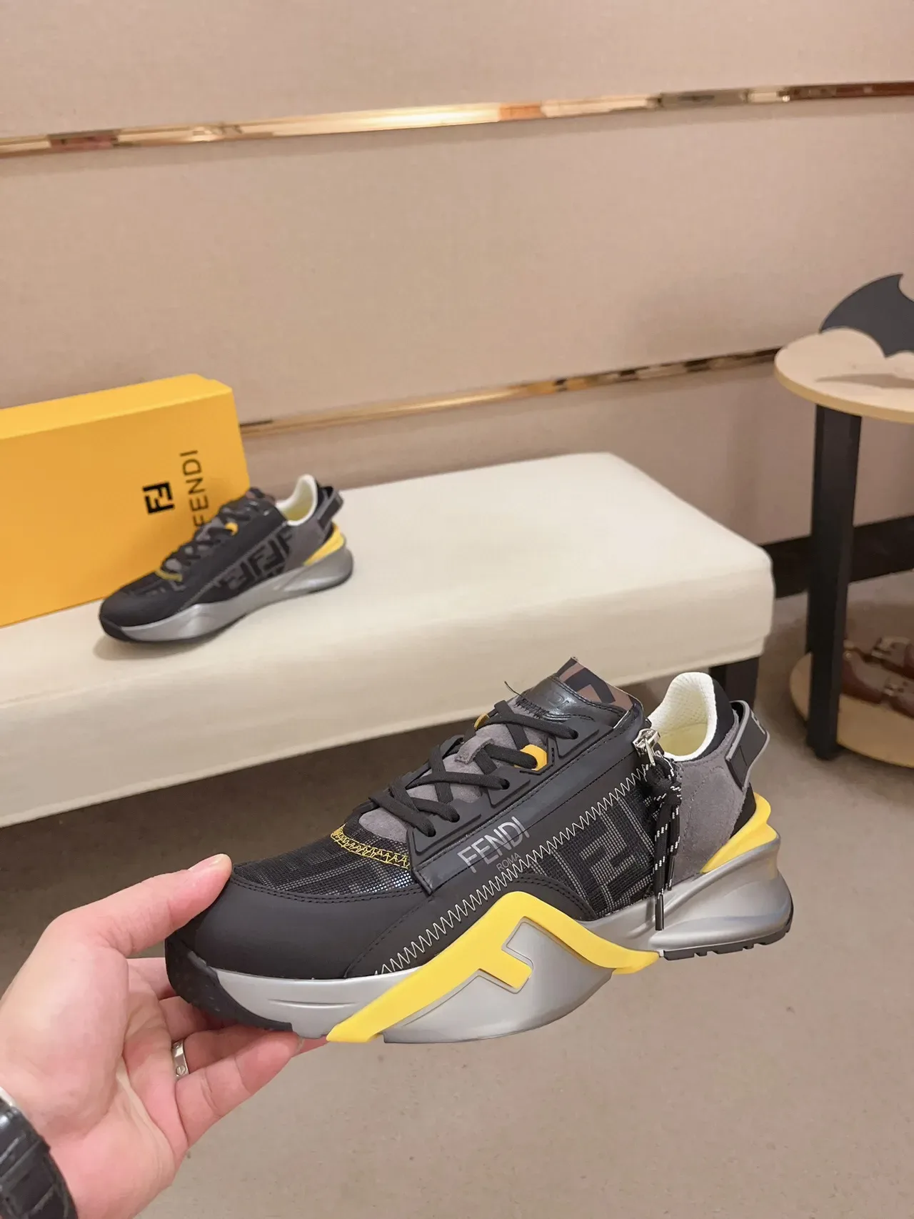 Fendi First Noir Gris Jaune Lifestyle Sneakers 3