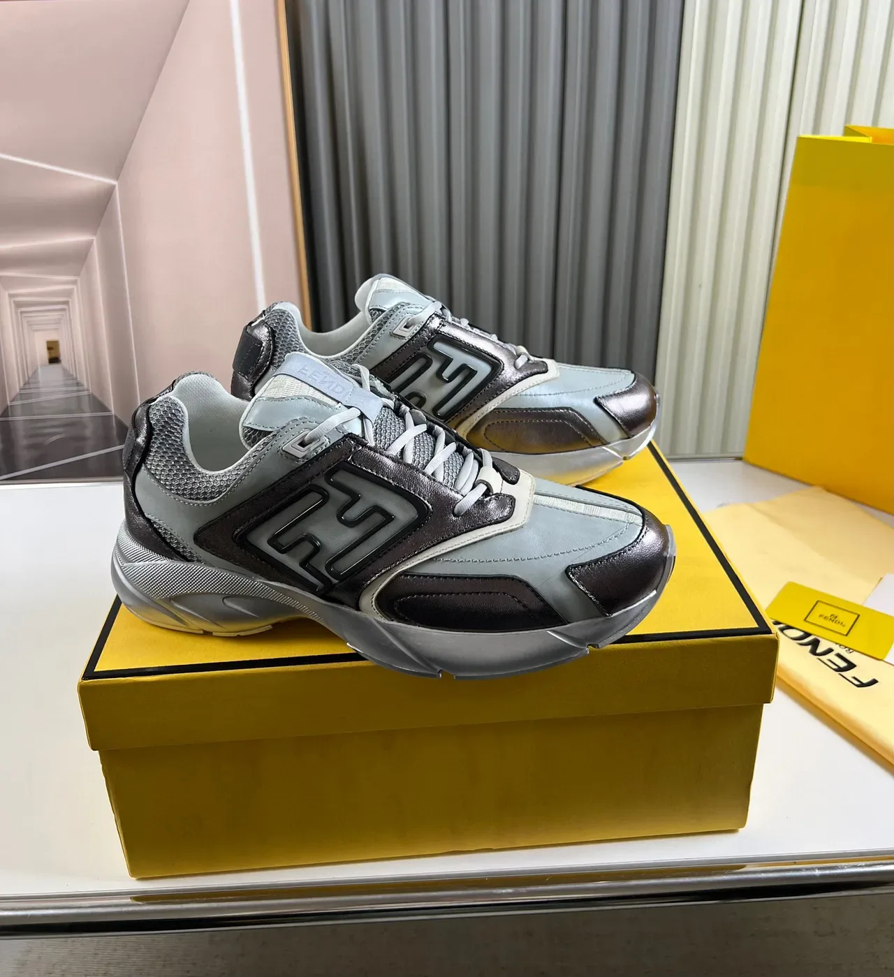 Fendi Zapatillas Chunky Gris Marrón Suela Material Mixto 8