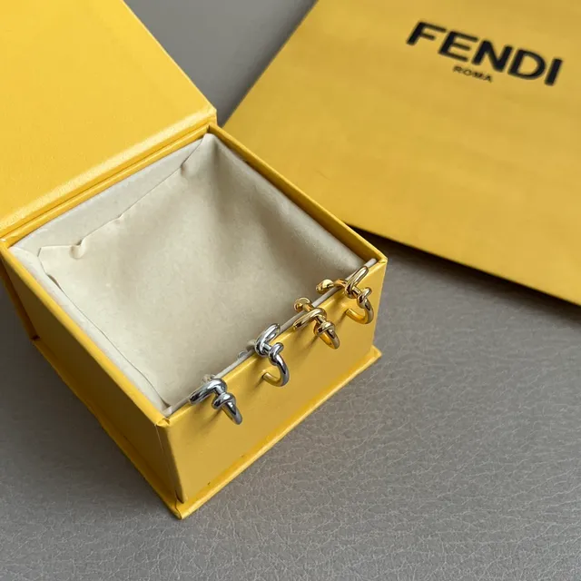 Fendi عقدة فضي أصفر أسلوب الحلقة أقراط 5