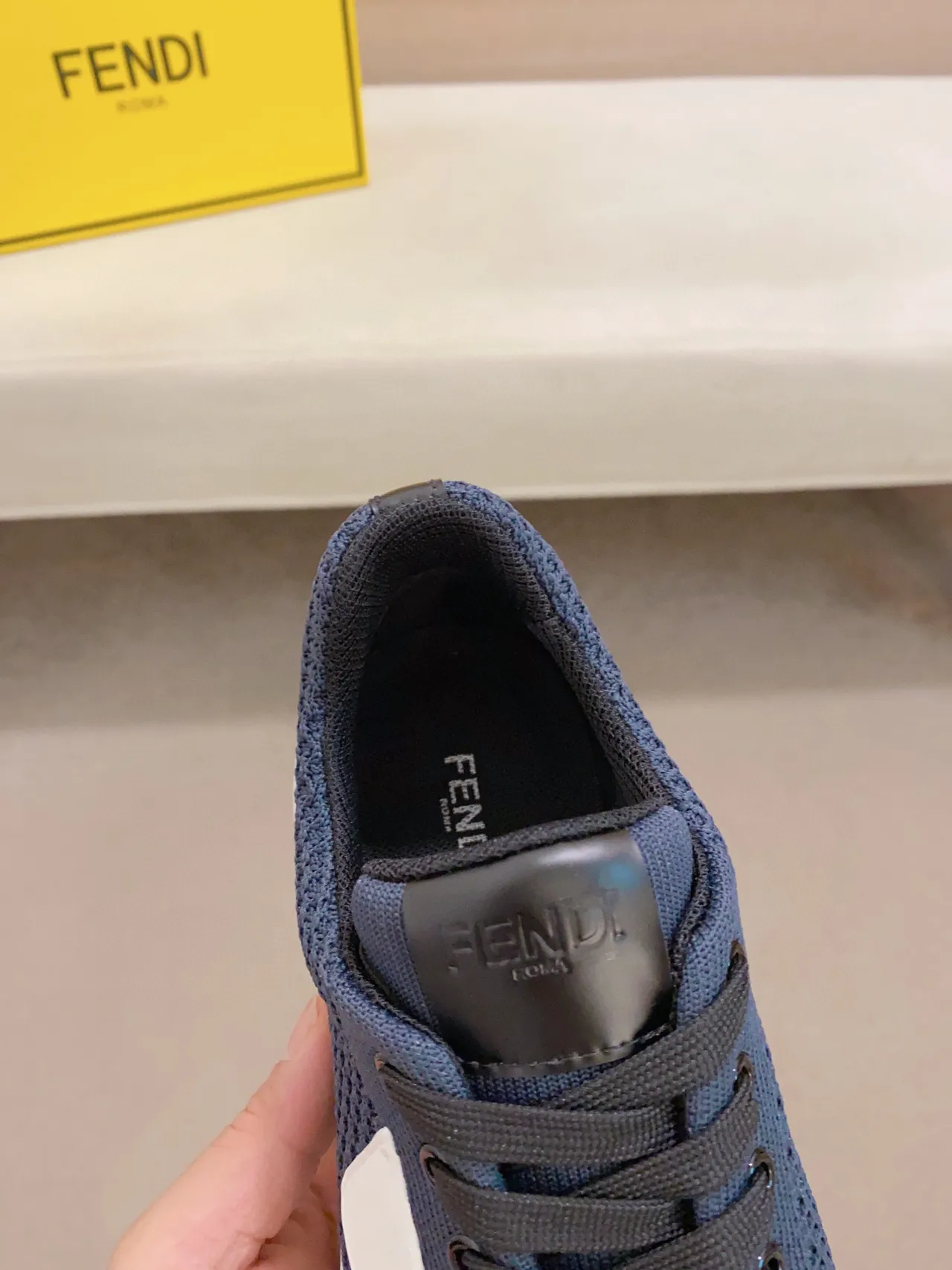 Fendi Marine Blanc Tricoté Supérieur Sculpté Rainuré Semelle Intermédiaire Sneakers Lifestyle 6