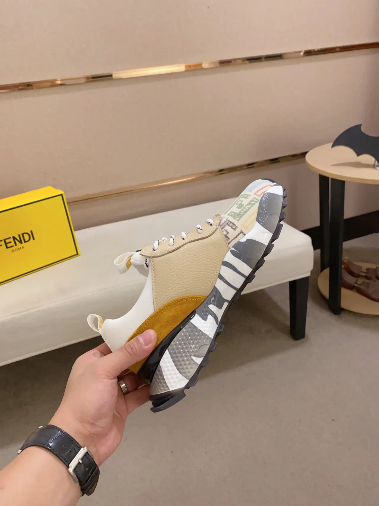 Fendi Semelle Jaune Beige Motif Œil Monstre Sneakers Chunky 6