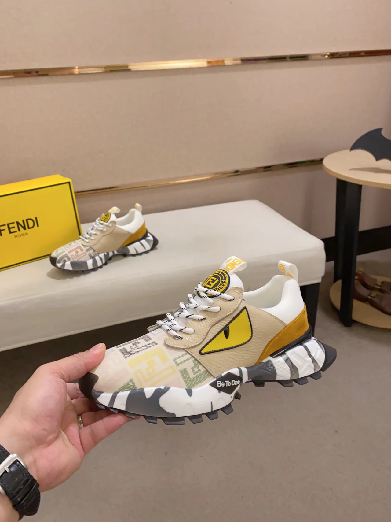 Fendi Semelle Jaune Beige Motif Œil Monstre Sneakers Chunky 8