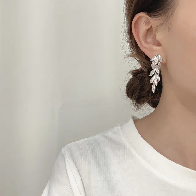 apm Monaco Leaf-Shaped Pavé Dangling Earrings 3