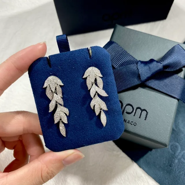 apm Monaco Leaf-Shaped Pavé Dangling Earrings 9