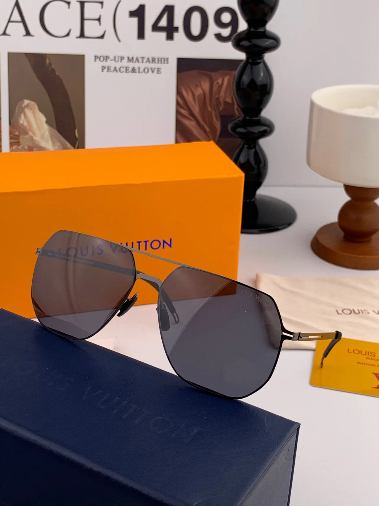 Aviator-Style Thin Metal Frame Dark Tinted Sunglasses 4
