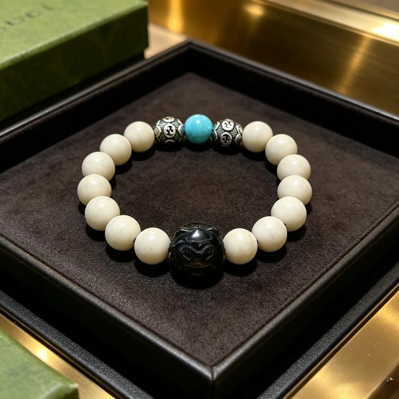 Beige Black Beaded Carved Focal Bead Bracelet 7