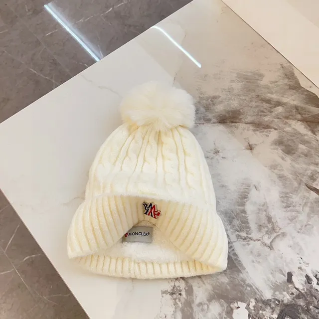 Beige Multicolor Cable-Knit Body Fluffy Pom-Pom Beanie 5