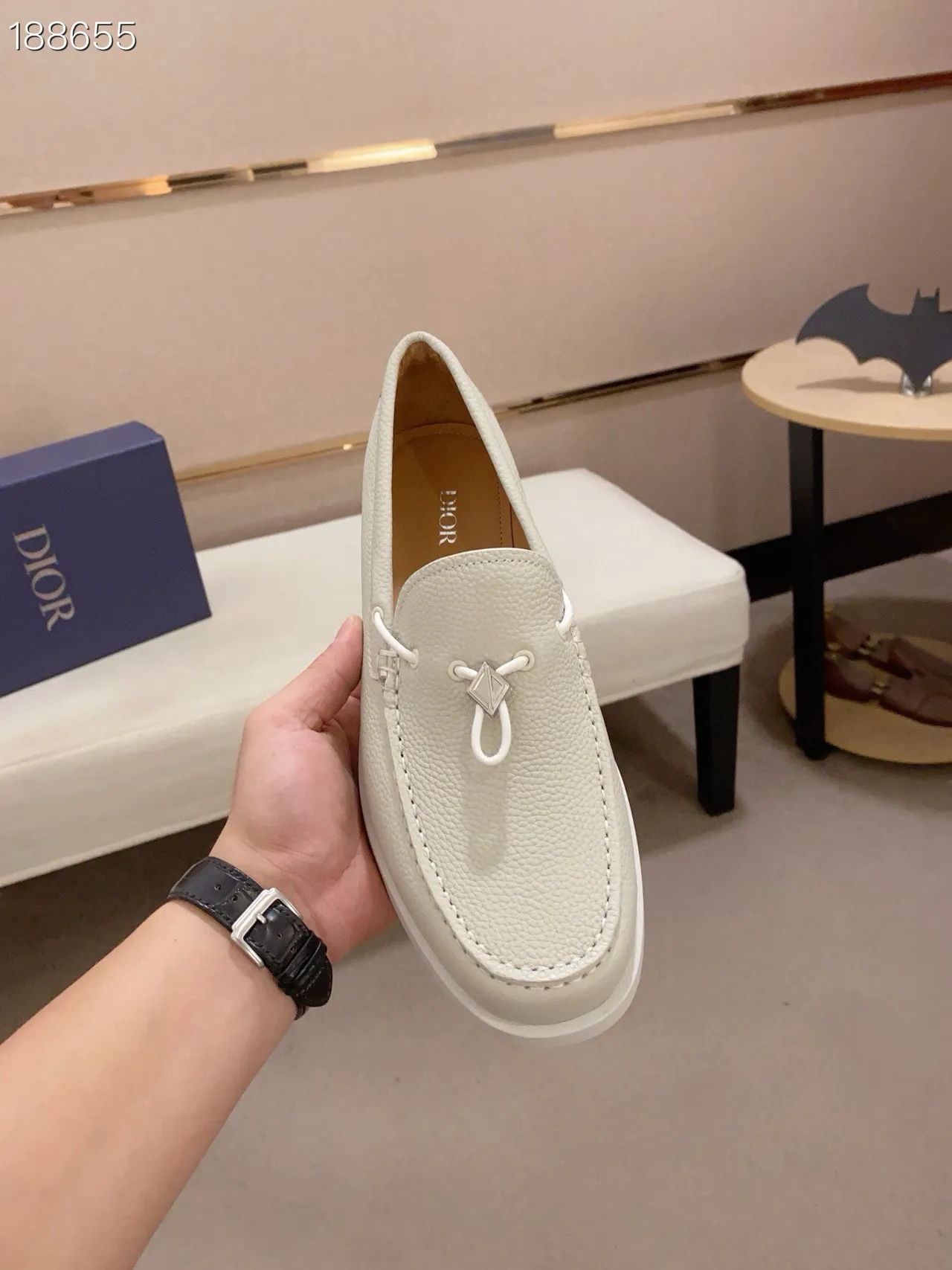 Beige White Pebbled Leather Moc-Toe Construction Loafer 5