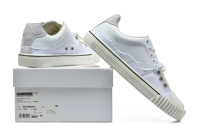 Black and Cream Canvas Low-Top Sneakers 12
