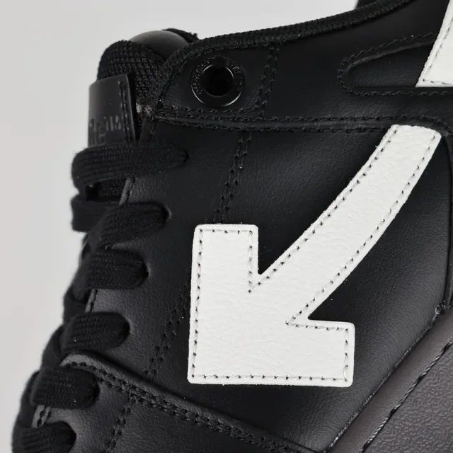 Black and White Arrow Panel Lifestyle Sneakers 6