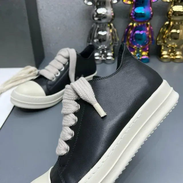 Black and White Platform Lifestyle Sneakers 5