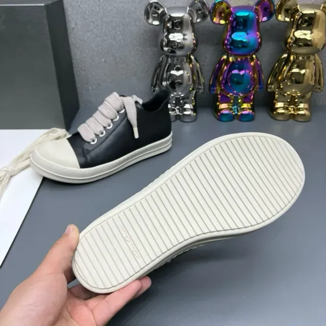 Black and White Platform Lifestyle Sneakers 7