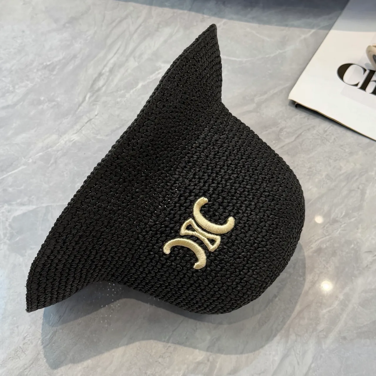 Chapeau Bucket Noir Beige Paille Tressée Bordé Monogramme 5