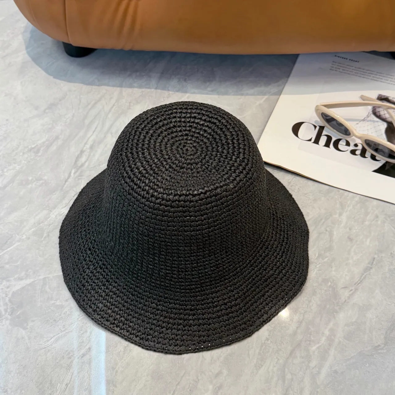 Chapeau Bucket Noir Beige Paille Tressée Bordé Monogramme 8