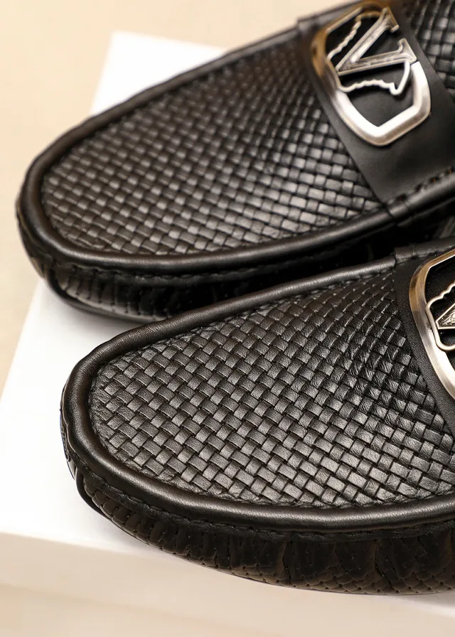 Black Brown Woven Leather Upper Metal V-Plaque Accent Loafer 6
