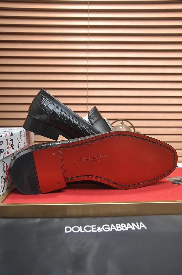 Black Croc-Embossed Leather Buckle Loafer 3