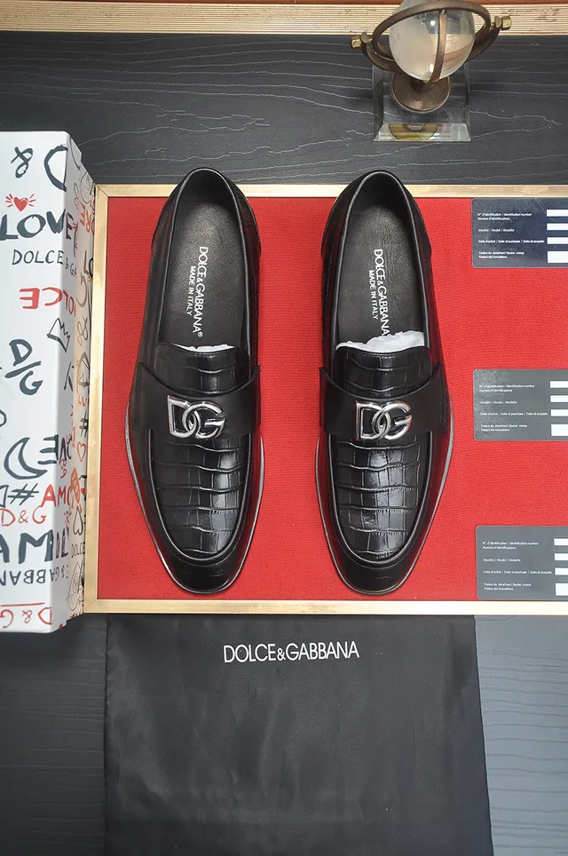 Black Croc-Embossed Leather Buckle Loafer 5