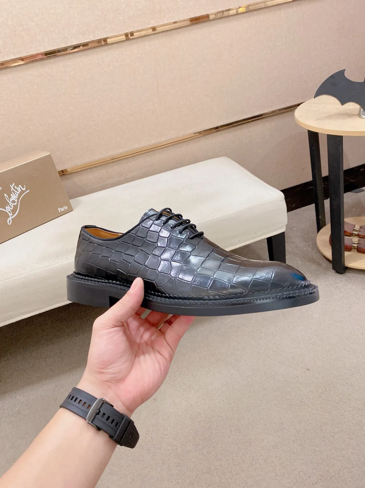 Black Crocodile-Embossed Cap-Toe Oxford Shoes 5