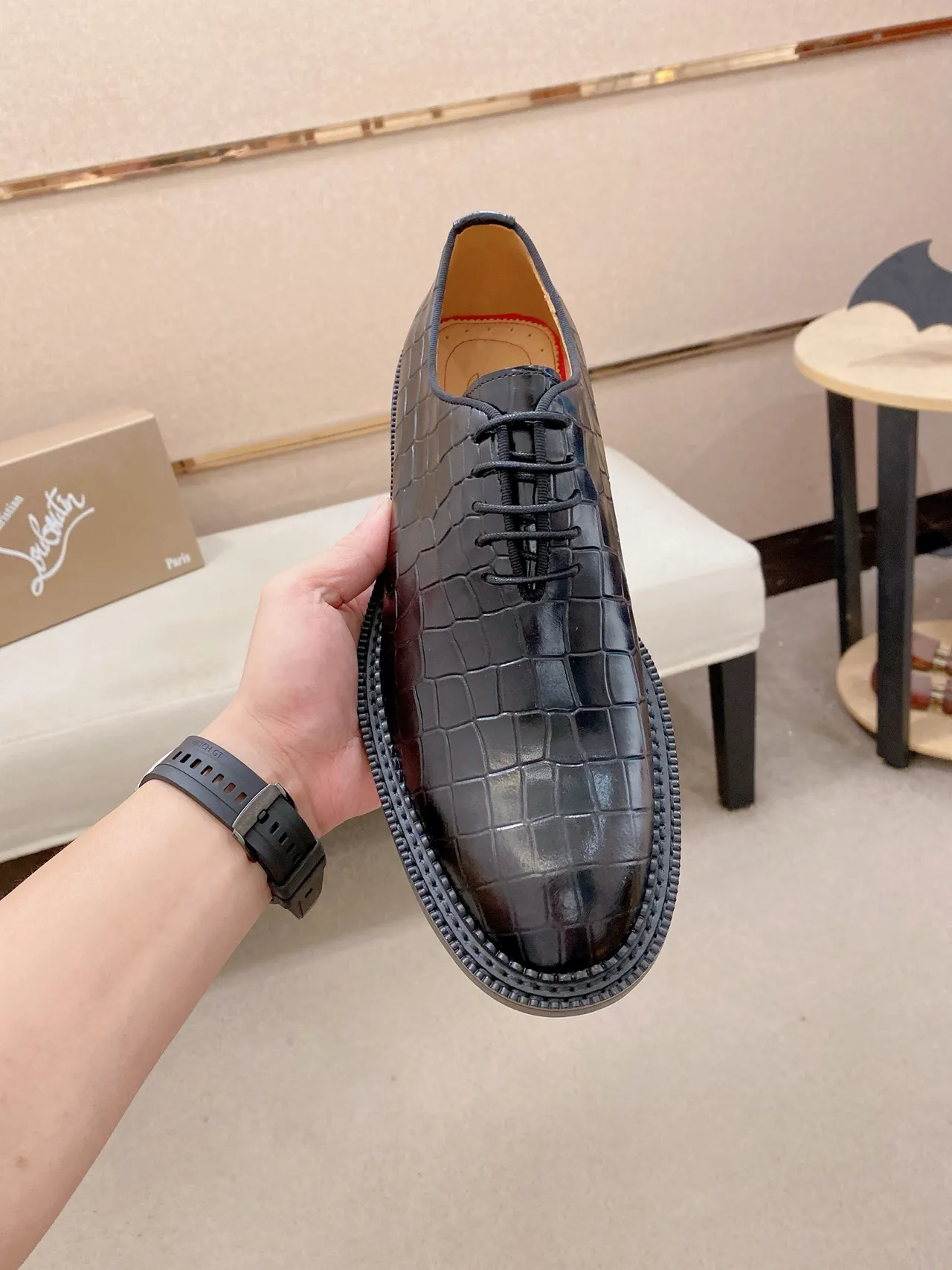 Black Crocodile-Embossed Cap-Toe Oxford Shoes 6