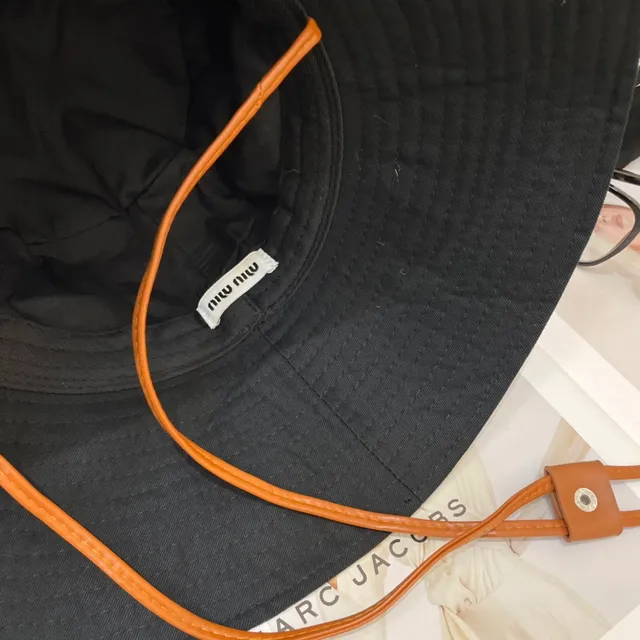 Black Embroidered Logo Wide Brim Bucket Hat 7