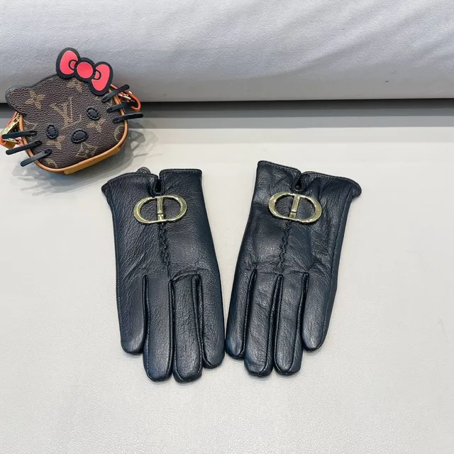 Black Gold Oval Buckle Leather Gloves 2
